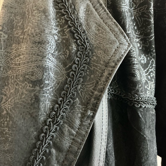 Wilson Leather Trench Women's Sz M Vintage 80s Paisley Embossed Suede Coat - Picture 7 of 13